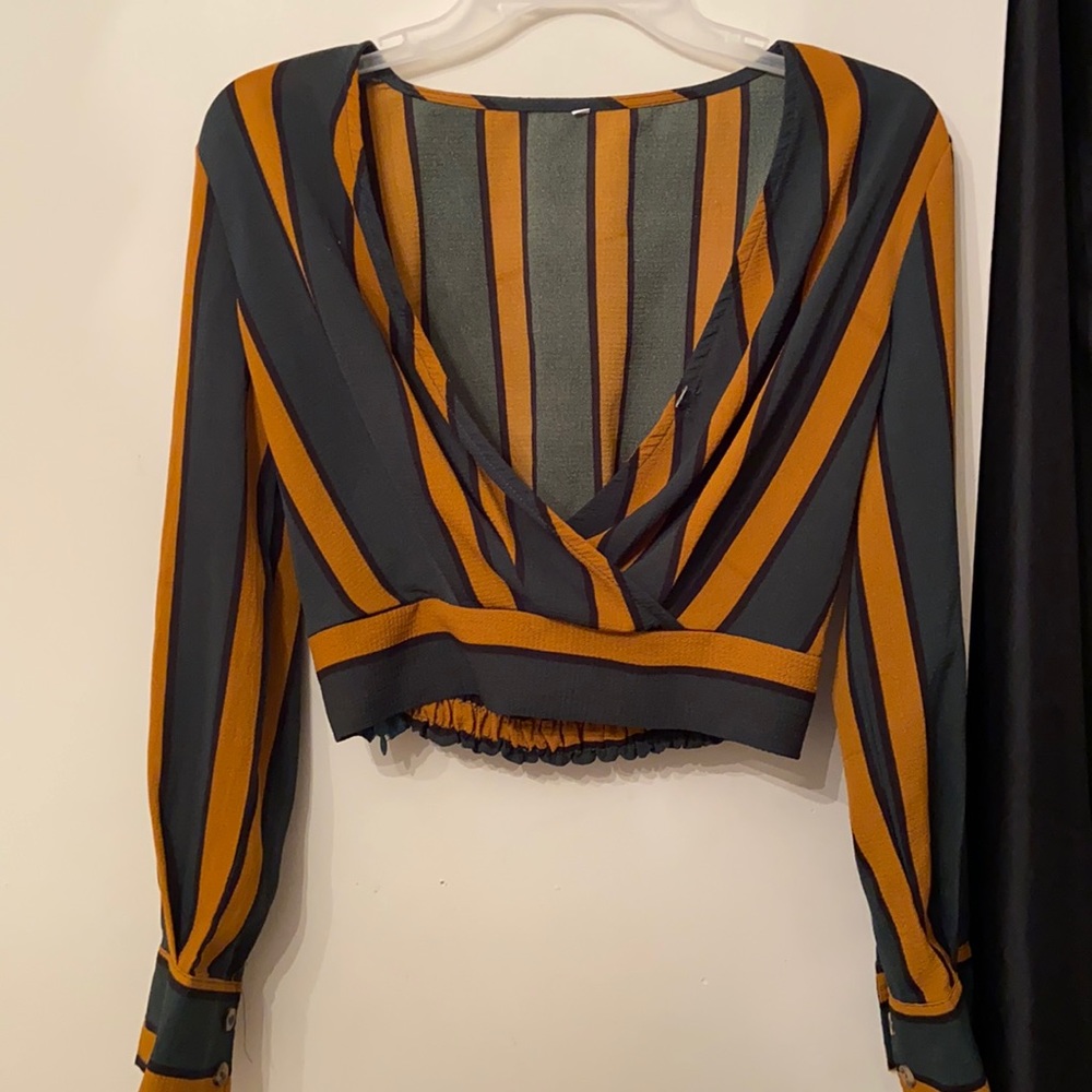 Dark green and orange crop top